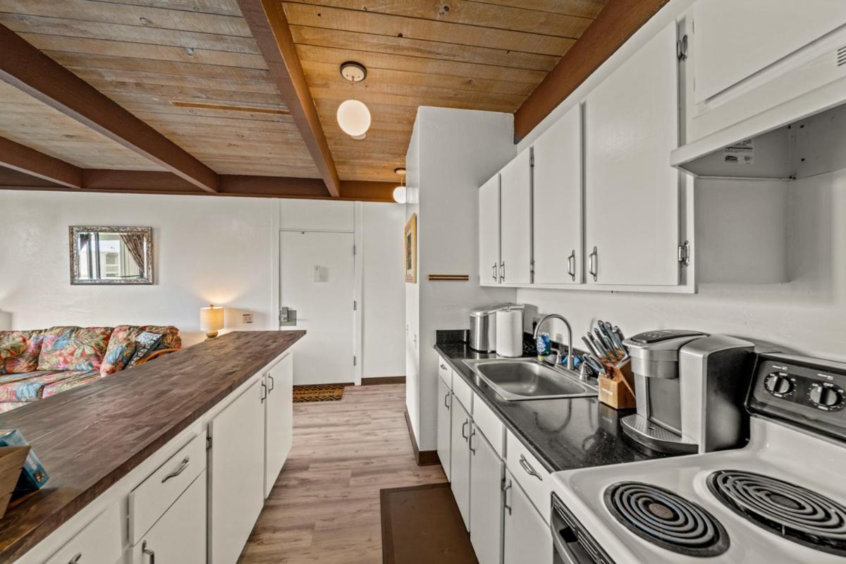 Newly Upgraded 1Br Unit Near Beach Max Of 5 Guests Kailua-Kona Eksteriør billede